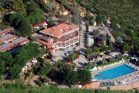 Informazioni e contatti Strutture --Villaggio-Europe-Garden-estate-insieme