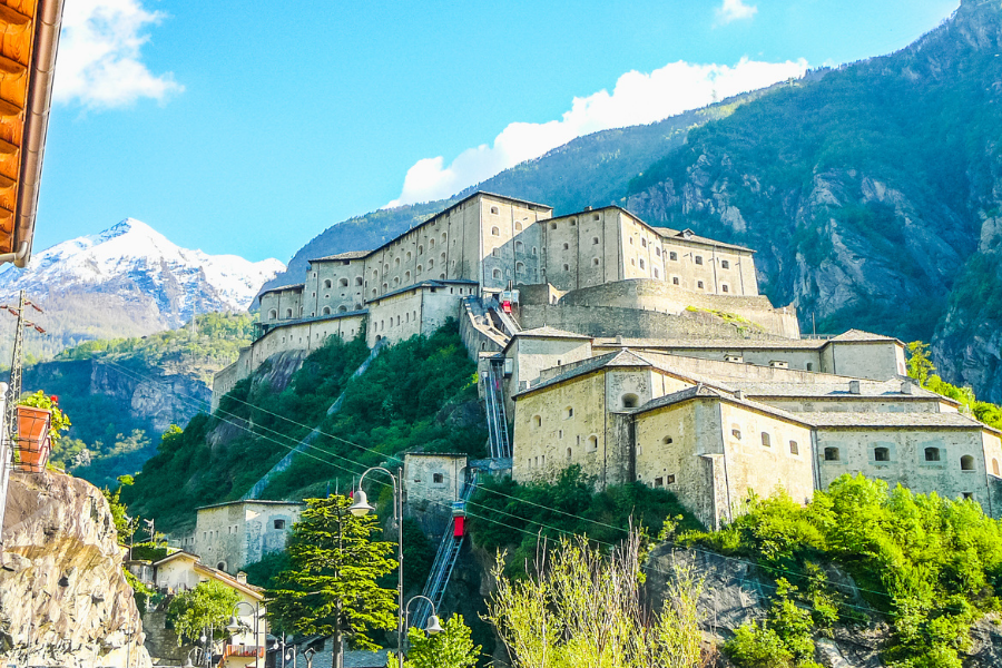 La Valle d'Aosta ed il Monte Bianco | Soggiorni Estivi in Italia-Valle-dAosta-e-Monte-Bianco-10